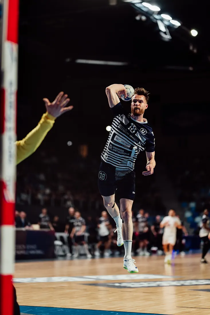 Photo de match de handball Cesson contre Toulouse (8/21)